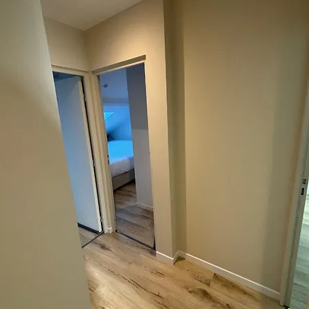 Lägenhet Maison De Standing Au Centre De 7 Avec 7 Salles De Bain, Sauna, Cour Privee *