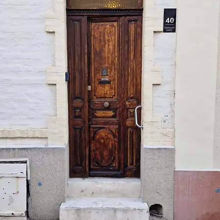 Maison De Standing Au Centre De 7 Avec 7 Salles De Bain, Sauna, Cour Privee Lägenhet *
