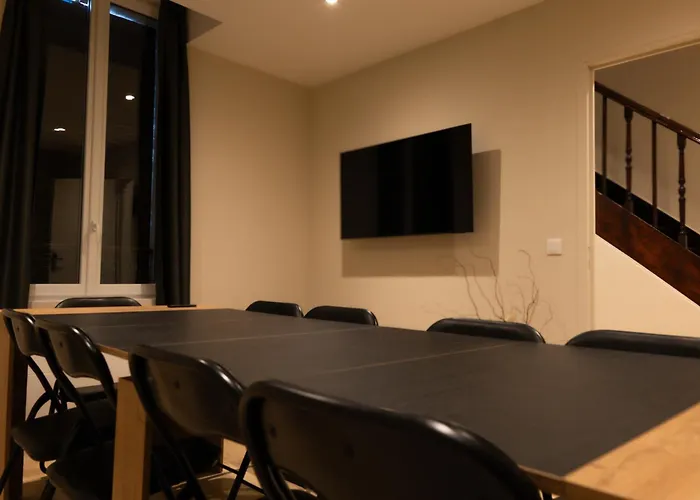 Maison De Standing Au Centre De 7 Avec 7 Salles De Bain, Sauna, Cour Privee Reims